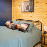 #7 - Cattle Crossing (Single King)